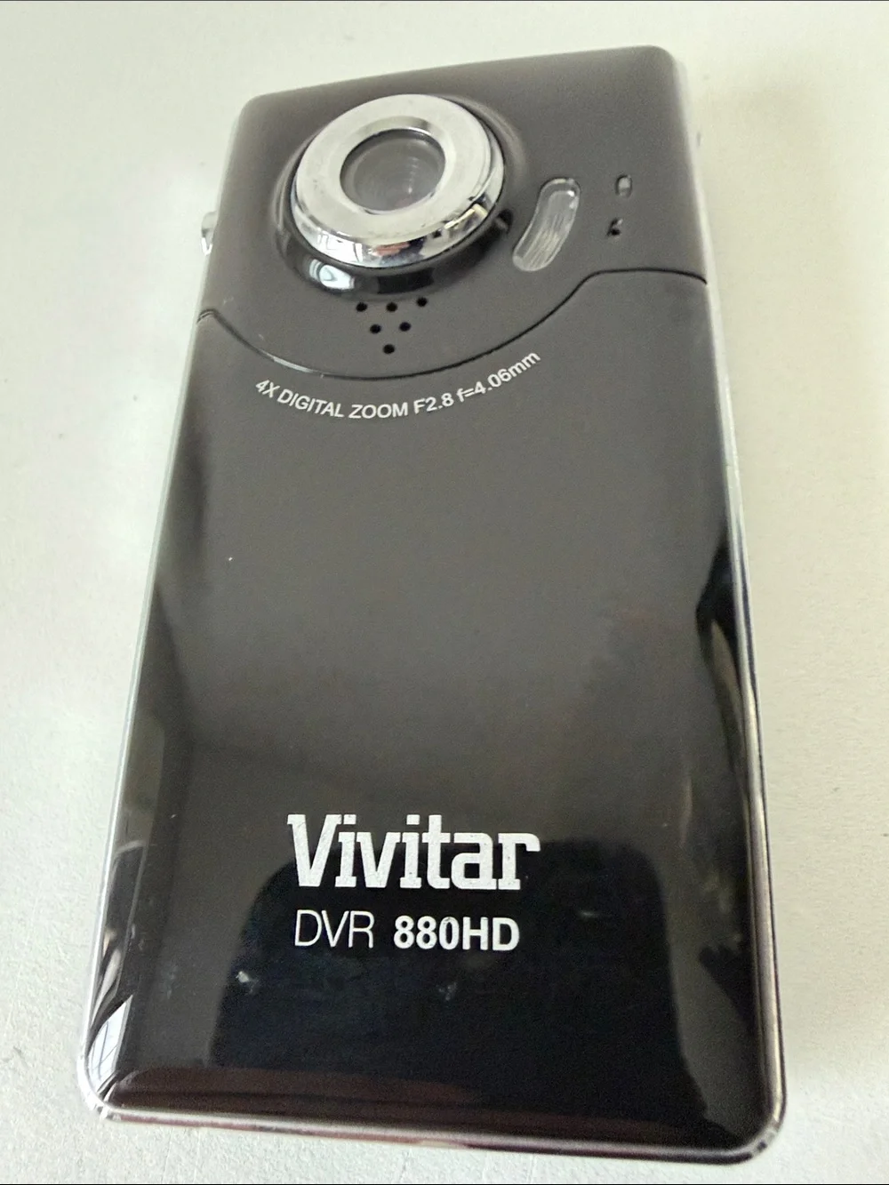 Vivitar DVR 880HD Compact Black Digital Camera